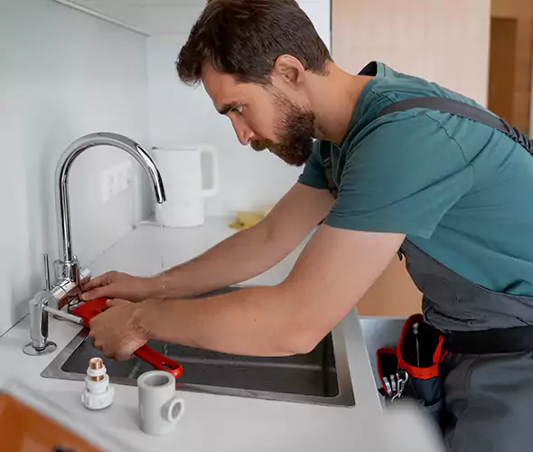 Professional Faucet Replacement Specialist in Firebaugh, CA: Schedule Affordable Faucet Replacement Services with Us