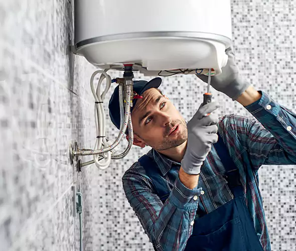 Expert Plumber for Hot Water Tank Maintenance in Firebaugh, CA: Schedule Reliable Maintenance Services with Us